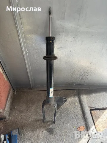 преден ляв амортисьор за Jeep Grand Cherokee wk2 2019