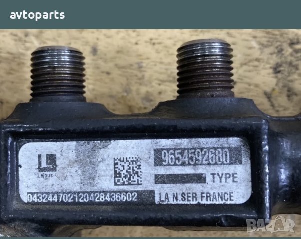 Citroen C4 2005година 1.6hdi 109ks Горивна рейка с датчик, снимка 2 - Части - 40730619