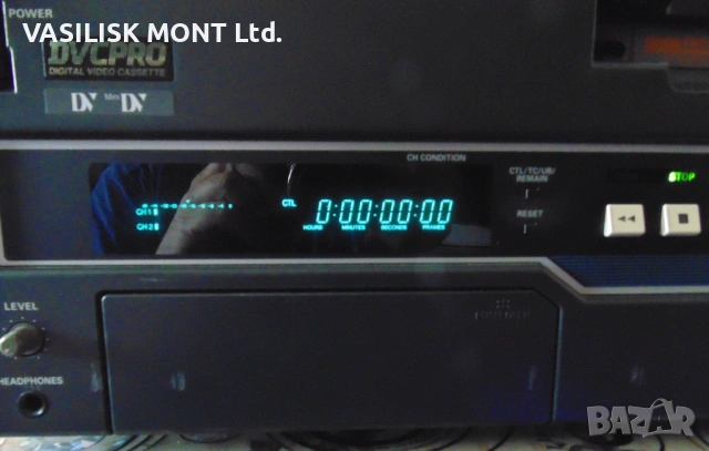 Видеорекордер Panasonic DVC pro AJ-D455, снимка 6 - Плейъри, домашно кино, прожектори - 53045615