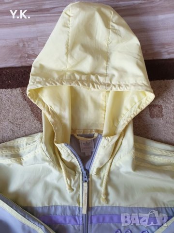 Оригинално мъжко горнище с качулка Adidas Originals 83-C, снимка 2 - Спортни дрехи, екипи - 26421631