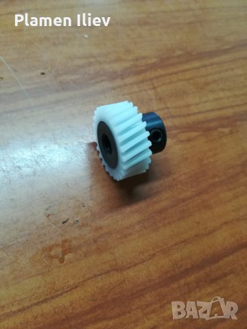 Зъбно колело за транспорт на зъбите (задвижващо се от цилиндричното) Сингер Singer,Лучник Финес 