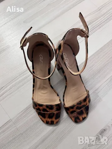 Дамски леопардови обувки на ток, снимка 9 - Дамски обувки на ток - 49106460