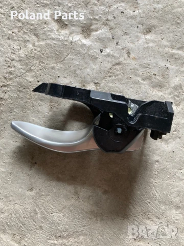 Вътрешна дръжка 69273-F4010 задна дясна врата Тойота ЦХР Toyota C-HR, снимка 3 - Части - 51128288