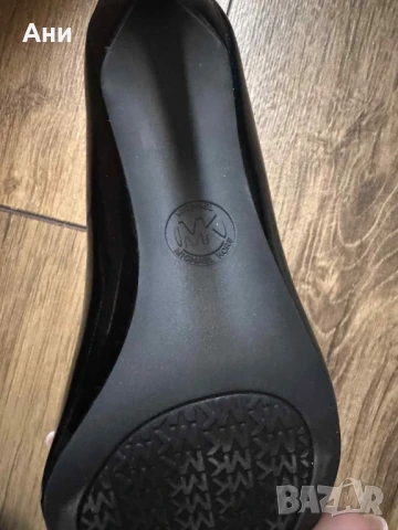 Официални Обувки Michael Kors Alina flex pump черни, снимка 9 - Дамски обувки на ток - 51412655