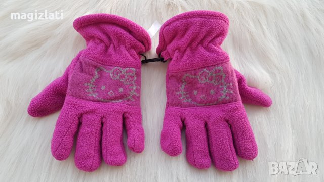 Шапка шал и ръкавици 5-8 години, снимка 2 - Шапки, шалове и ръкавици - 43018246