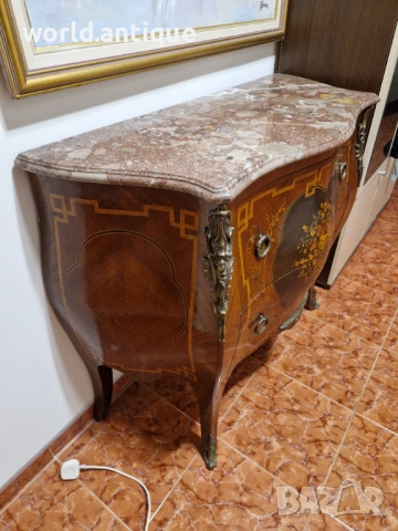 Страхотен антикварен френски скрин шкаф комод , снимка 3 - Шкафове - 53139468