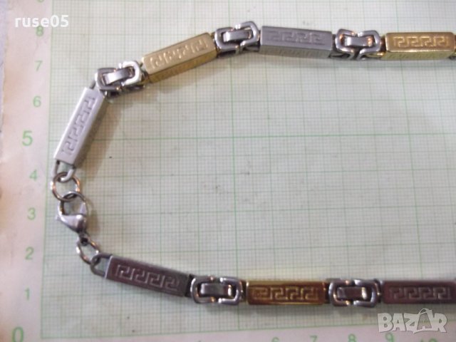 Синджир метален двуцветен имитационна бижутерия, снимка 2 - Колиета, медальони, синджири - 35573183