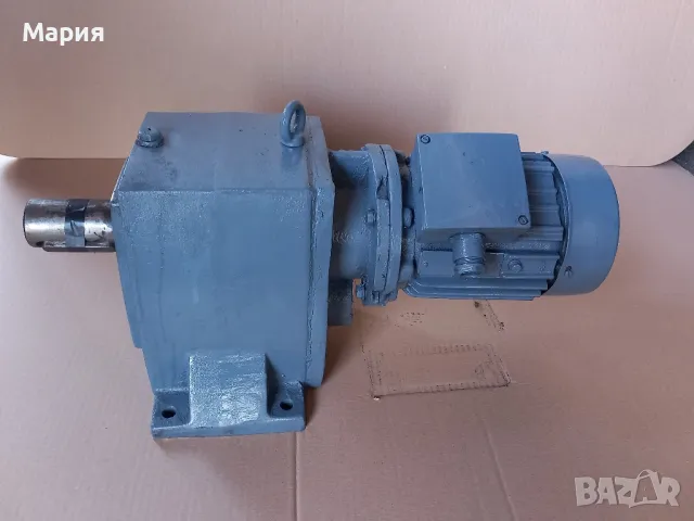 трифазен мотор редуктор рцс 80