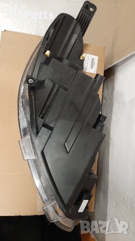 Ford Fiesta - ляв фар, снимка 9 - Части - 40318909