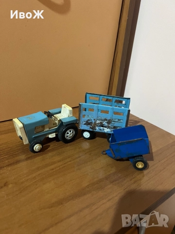 Стара играчка тракторче, снимка 2 - Колекции - 52818903