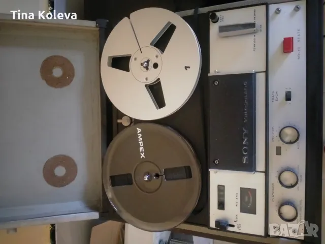 Магнетофон Сони , снимка 2 - Грамофони - 50328975