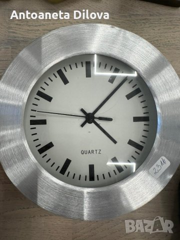 Стенен часовник Quartz, снимка 2 - Стенни часовници - 43689018