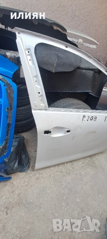 предна дясна врата за Peugeot 208 2014 2015 2016 2017 2018 , снимка 2 - Части - 51706305