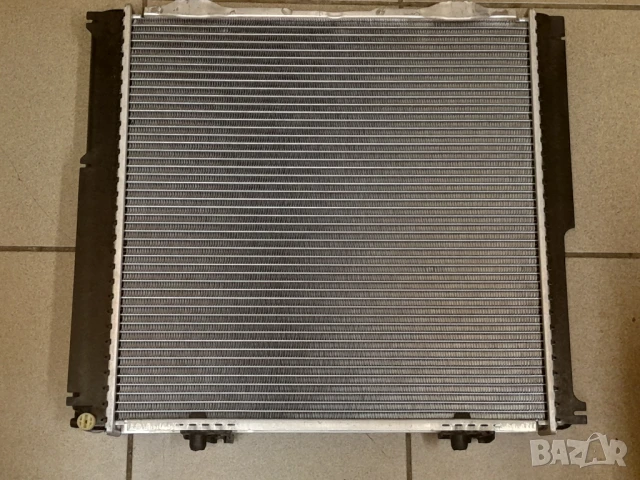 Воден радиатор BNR за MERCEDES BN1905, снимка 2 - Части - 14415813