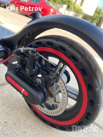 Електрическа Тротинетка iScooter 350W, снимка 12 - Скейтборд, ховърборд, уейвборд - 51371054