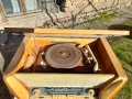 Стар радиограмофон Латвия, снимка 4