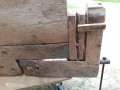Стар тезгях, дърводелски тезгях + оригинално менгеме, стяга, Стара работна маса , снимка 9