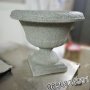 Голяма Кашпа Саксия от бетон - каменен цвят, снимка 1 - Саксии и кашпи - 37730333
