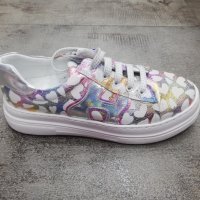 Ново! Детски цветни обувки от естествена кожа/олекотени /Б25, снимка 1 - Детски обувки - 40177237