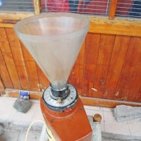 Професионална кафемелачка/трифазен ток/, снимка 9 - Обзавеждане за заведение - 36687733