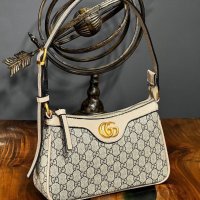 Дамска чанта Gucci, снимка 11 - Чанти - 39547108