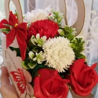 Лебеди със сапунени цветя, снимка 6 - Подаръци за жени - 39594534