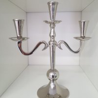 Свещник за три свещи - алуминий, в сребристо, снимка 1 - Декорация за дома - 38083766