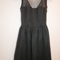 Нова рокля Zara, снимка 1 - Рокли - 32866837