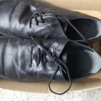 Подарявам обувки , снимка 1 - Ежедневни обувки - 39489855