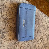 Портфейл Guess, снимка 3 - Портфейли, портмонета - 43557707