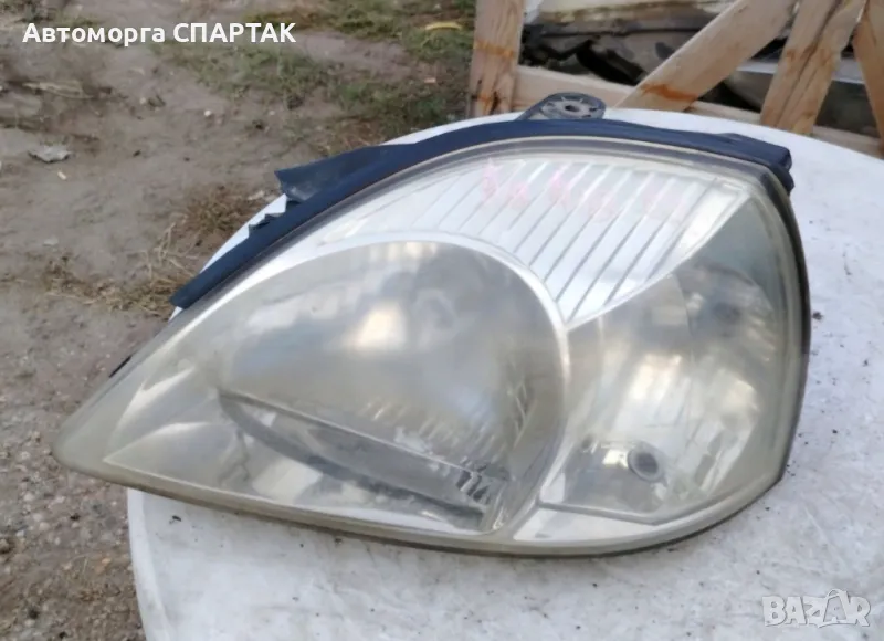 Ляв и десен фар за Kia Rio 2002, снимка 1