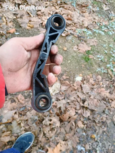 Opel Astra H ,G , Zafira Скоба на кутията за въздушен филтър 90531005 , снимка 1