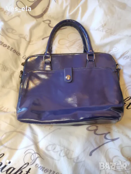 чанта в тъмно син лак, снимка 1
