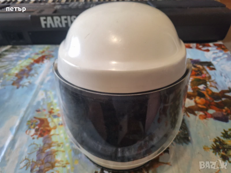 Ретро каска ГДР, снимка 1