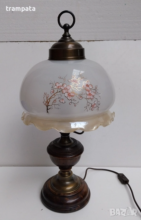 НАЙ ДОБРАТА ОФЕРТА Стара немска голяма настолна Лампа , дърво,Месиннг и стъкло., снимка 1