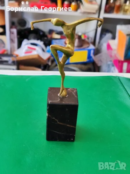 Бронзова пластика атлет на бондиков , снимка 1