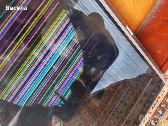 Panasonic TX-L32E6E За ремонт или части 