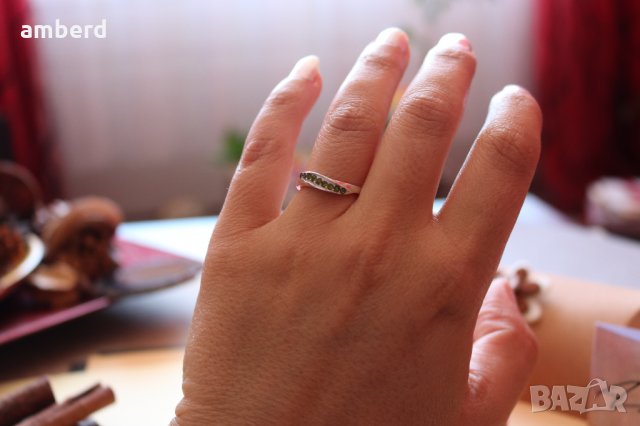 Нежен сребърен пръстен със зелени циркони - модел R049, снимка 6 - Пръстени - 28853533
