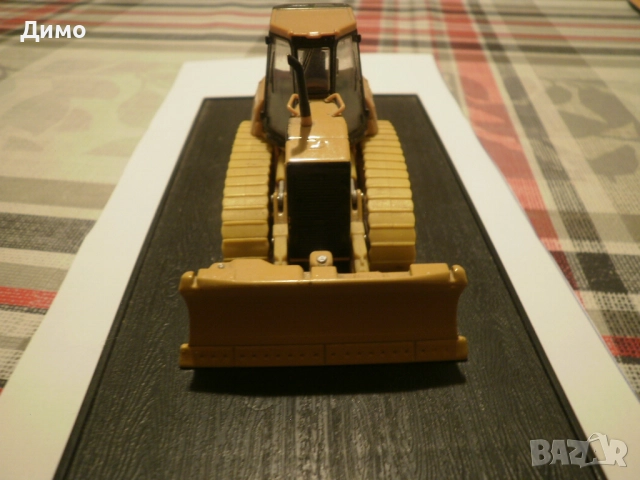 булдозер- макет в отлично състояние, снимка 5 - Колекции - 52092770