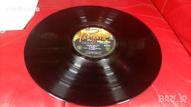 Дългосвиреща грамофонна плоча на ELTON JOHN – CAPTAIN FANTASTIC – Холандия, снимка 9 - Грамофонни плочи - 50594968