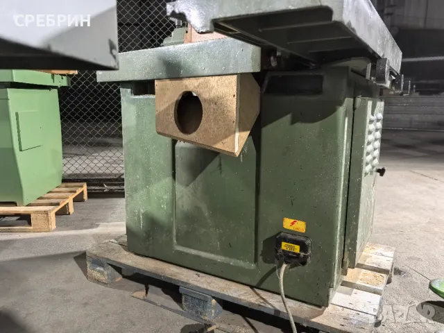 Фреза с карета марка SCМ с 4 вида обороти , снимка 4 - Други машини и части - 47959908