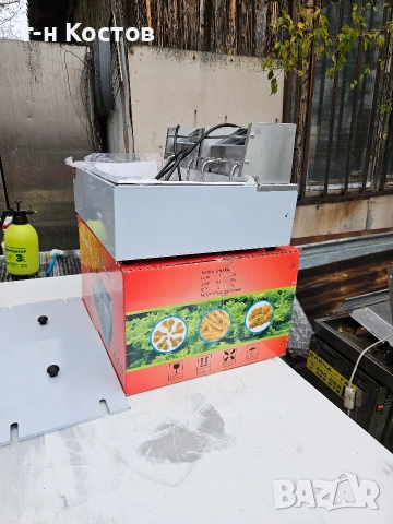 Фритюрник 10 литра на ток Цена - 390лв.,или на газ цена 650лв. специално за пържене на мекици понич, снимка 6 - Обзавеждане на кухня - 7573901