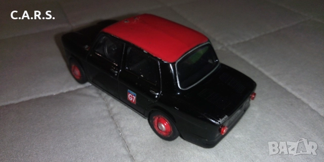 Метални колички AmerCOM 1:43, снимка 8 - Колекции - 49465254