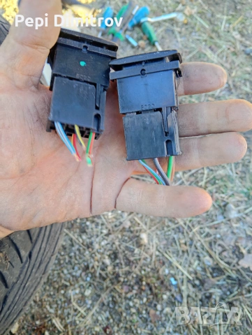 Бутони копчета за Ел стъкла  Volkswagen Polo от 1994 до 2000 | , снимка 3 - Части - 53112097