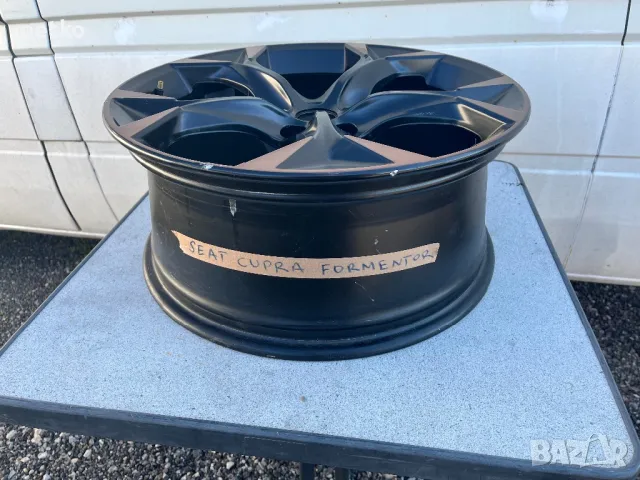 Продавам1 бр. Джанта за Сеат купра 19 цола, снимка 2 - Гуми и джанти - 49559609
