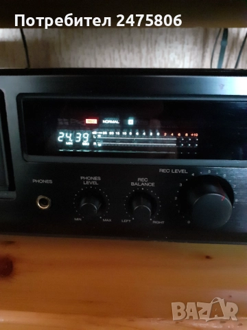 Перфектен дек AKAI DX-49- Две глави и два мотора- Японски-Като Нов., снимка 4 - Декове - 51959580