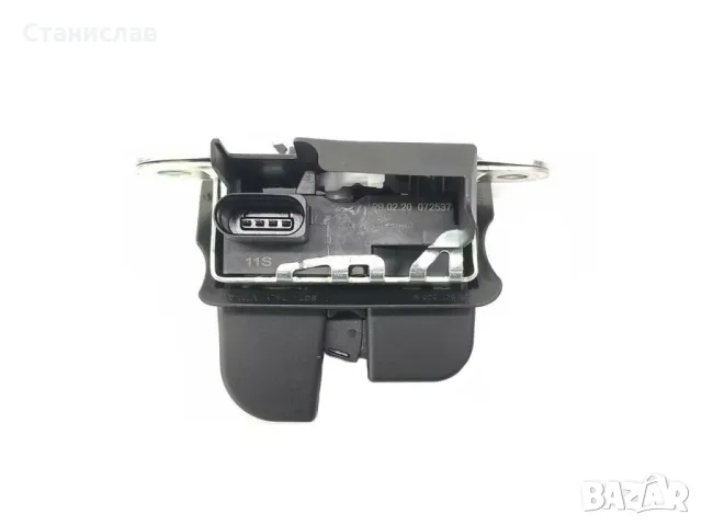 VW T-Roc Cabriolet Брава за багажник , снимка 4 - Части - 50349359