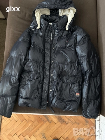 Дамско зимно яке HILFIGER