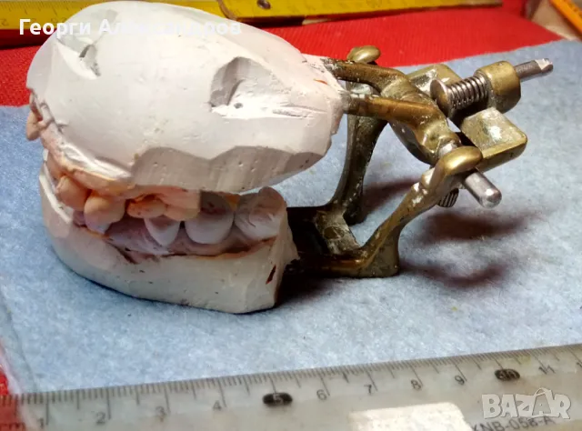 Стар ДЕНТАЛЕН МЕСИНГОВ ОКЛУДАТОР АРТИКУЛАТОР с ВИНТ, снимка 16 - Антикварни и старинни предмети - 49235748