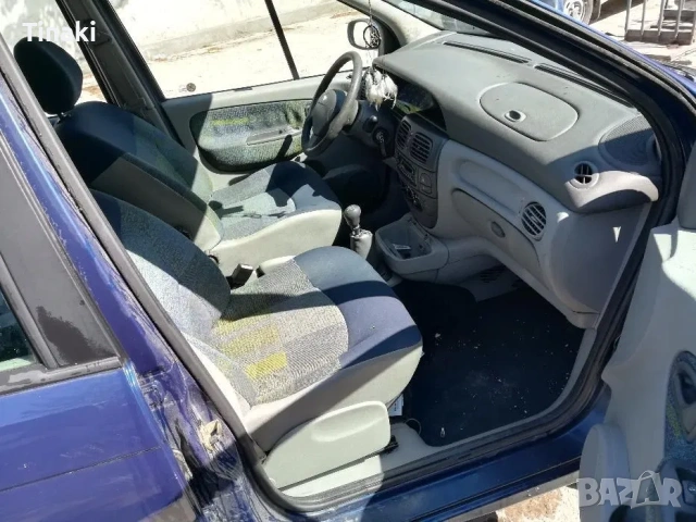 Renault Scenic 1.9 DTI 2бр На Части, снимка 4 - Автомобили и джипове - 53366415